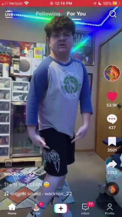 The average X fan on this sub: