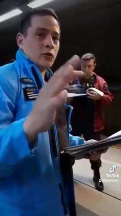 8 policias para un musico, gasto de recursos tanto legislativos y de fuerza porque se labraro una contravencion cuando la actividad callejera no constituye contravencion