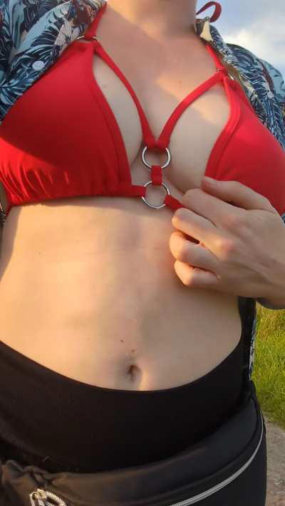 Ich komme dir so entgegen, schaust du mir in die Augen? 😇