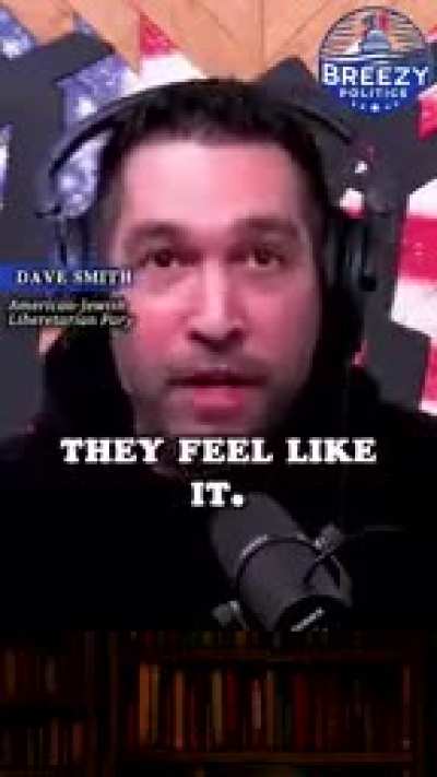 Do you think this ignorant murican has his place in the sub ?