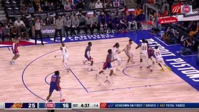 [Highlight] Cade Cunningham puts the moves on Deandre Ayton, causes him to sprain his ankle