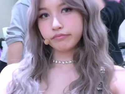 201210 - Pretty Mina