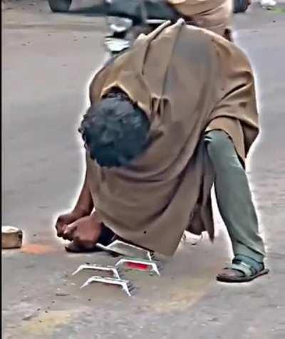 💓 Kind stranger making the roads safer for cars and bikes. 💓