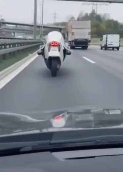 Fully Enclosed Motorcycle
