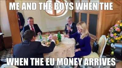 €€€The euros are here, boys!€€€