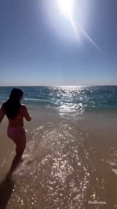 Lauren Stallwood and Kelsey Schulte