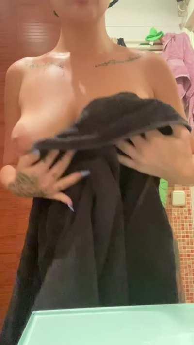 My pussy becoming wet when you licking my nips