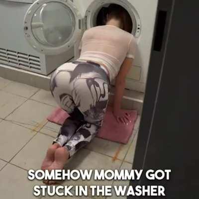 StepMom Gets Stuck In Washing Machine