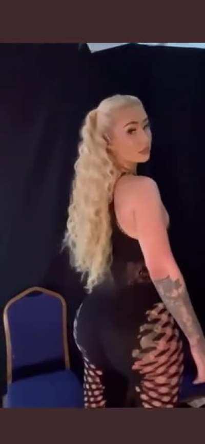 Iggy Azaela jiggle 🔥