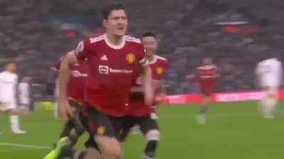 Maguire own goal against Sevilla meme 