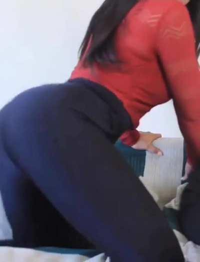 Throwing that shit back🍑