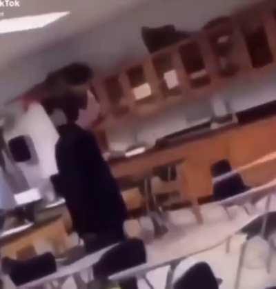 WHO THE HELL STOLE MY CHROMEBOOK