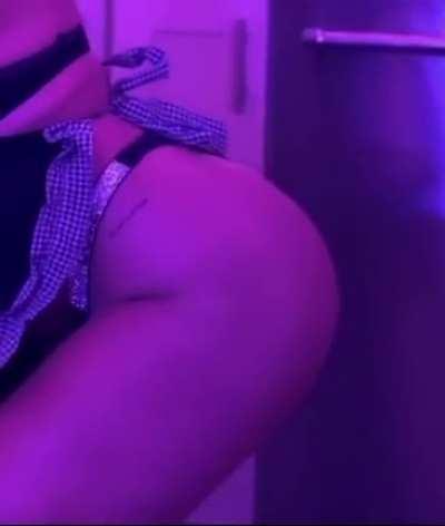 Shit got deleted for some reason smh but had to bring to up close you feel me;)