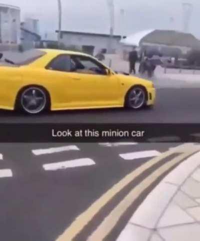 This is one of the best GTRs in Britain. For more info look up “minion R34”