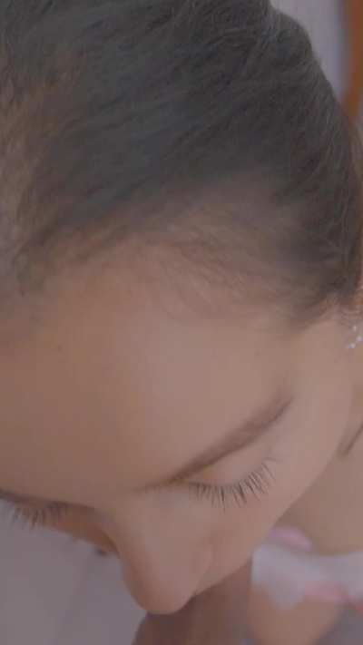 I sucked him so good he couldn’t even stand up after