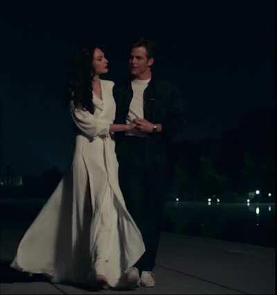 Legs galore as Wonder Woman