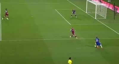 Omari Hutchinson hits the post against Aston Villa
