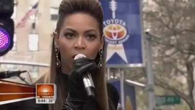 Uj felvétel - Blank Space Baby + Sigma Boy + Crazy In Love + Doughnut (Live)