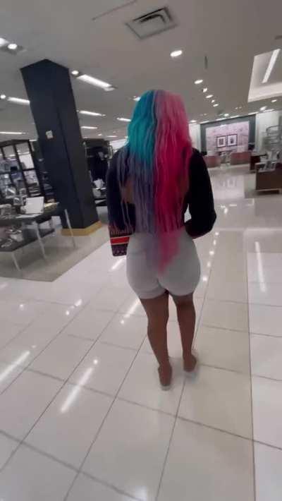 Remote vibrator makes woman squirt in public