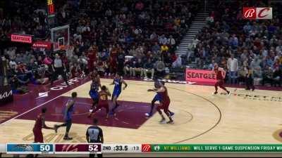 [Highlight] Donovan Mitchell cocks back the ball for the monstrous dunk