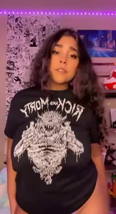 Can I become your caramel Latina crush?