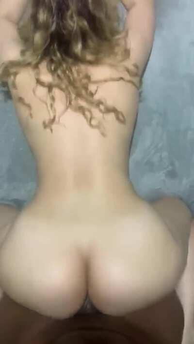 Bareback is the only way I know how 💦 [F22]