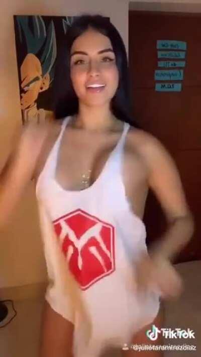 Amazing Tank Top 🥵