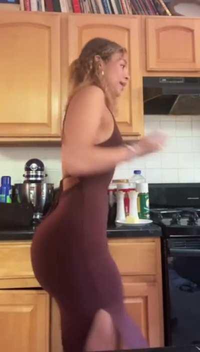 That dress was SUFFERING