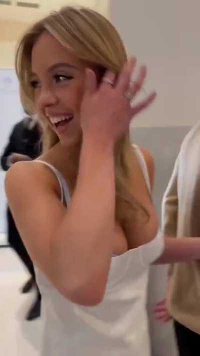 Sydney out and about 