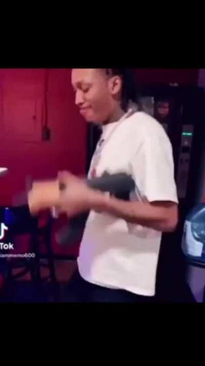 lol Memo just blocked me on twitter for posting this vid under his tweet😭😭😭😭😭😭😭😭😭😭 vidcredits: @sdotkeepATool