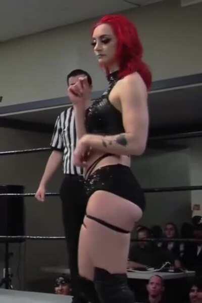 Priscilla Kelly [3 MIC]