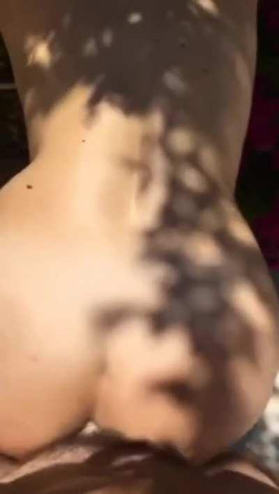 Desi Anal Queen 👑 outdoor anal with awesome moves 🥵 New leak link in comment 👇