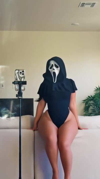 Ghostface mommy