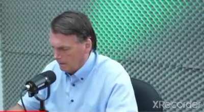 Bolsonaro dizendo que 