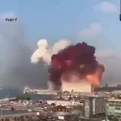 Vivec city be like (I think this meme has already been done)