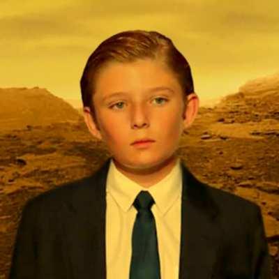 someone at work asked me what I think trump would say if we all found out aliens existed. this is my response.