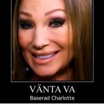 Charlotte älskar knattar 😳😳😳