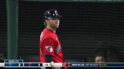 [Highlight] Zack Greinke catches a 102mph comebacker headed right at his head for an out!