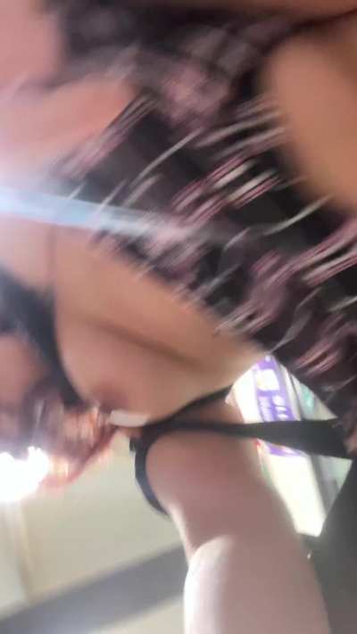 Body tour at the 7 eleven