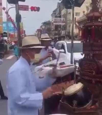 Blursed_christmas music