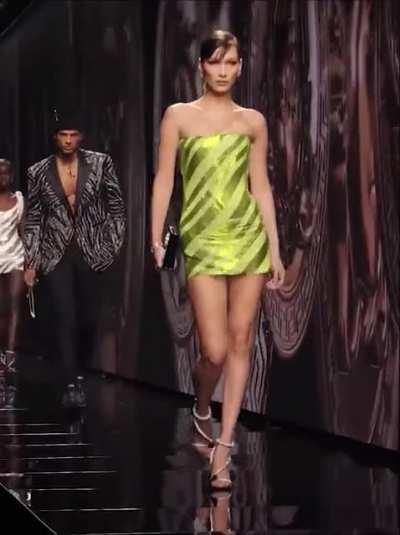 Leggy runway walk