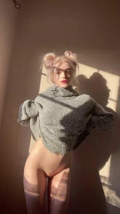 bigger than you thought under my sweater? 😉💕