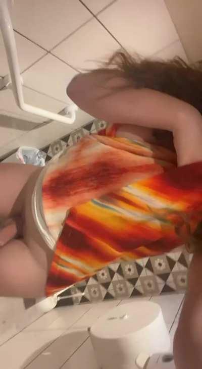 What would you do if you walked in on me filming this.. ð