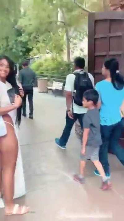 That Kid Knew What He Was Looking At 👀😬