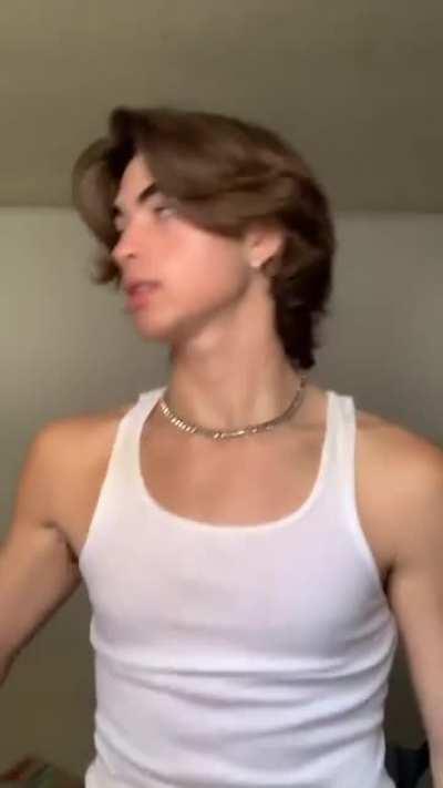 Im done with these new fans, Man Wtf is this 💀💀💀