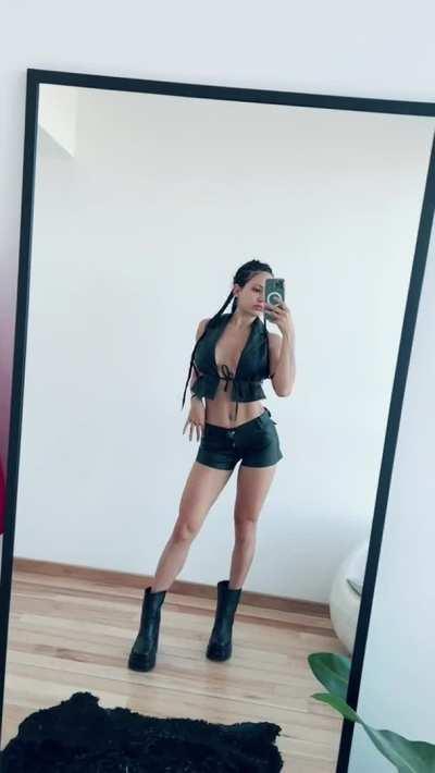 My pussy wants to squirt a lot today 💦