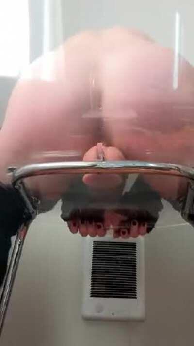 So I got a new chair...😳