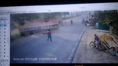 Rooftop seating vs. sharp turn