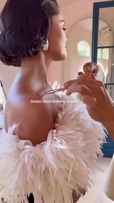 ‘Selena’s glow for the Golden Globes’ - IG January 2026