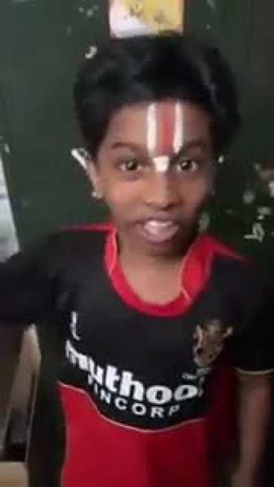 Warning to gambhir from Kohli and Ab de Villiers Fan